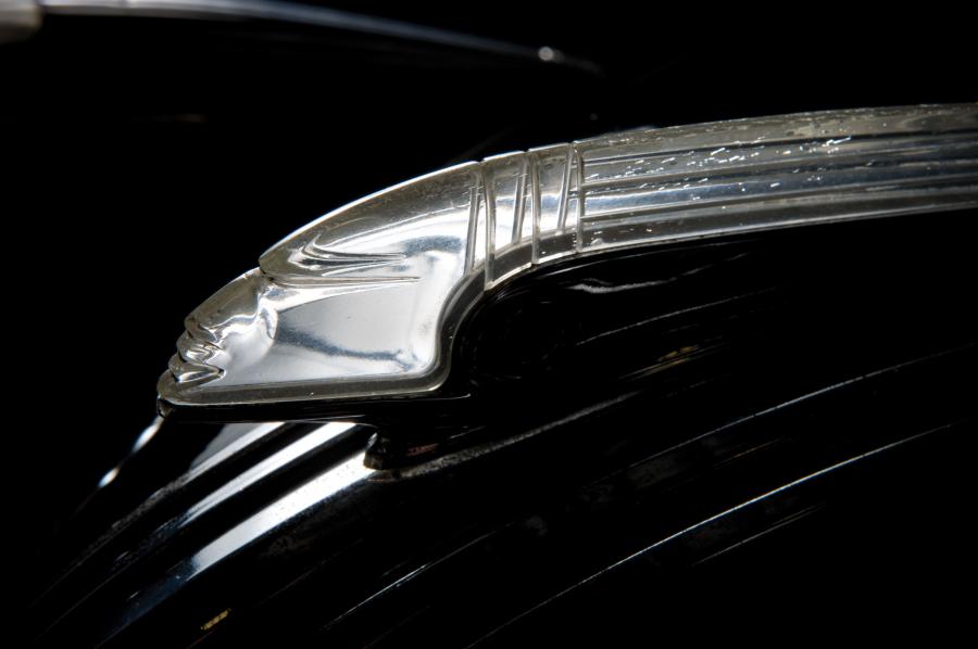  Pontiac Torpedo Eight Touring Sedan 1940 года  (фото 3 из 6)